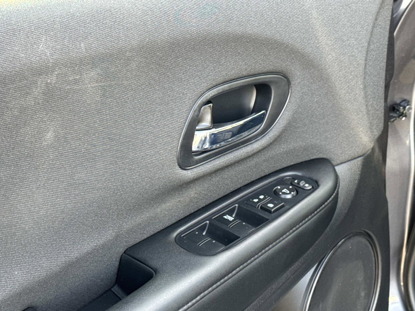 Used 2022 Honda HR-V Sport image 19