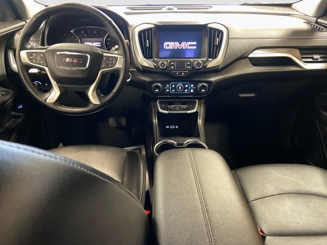 Used 2024 GMC Terrain SLT image 11
