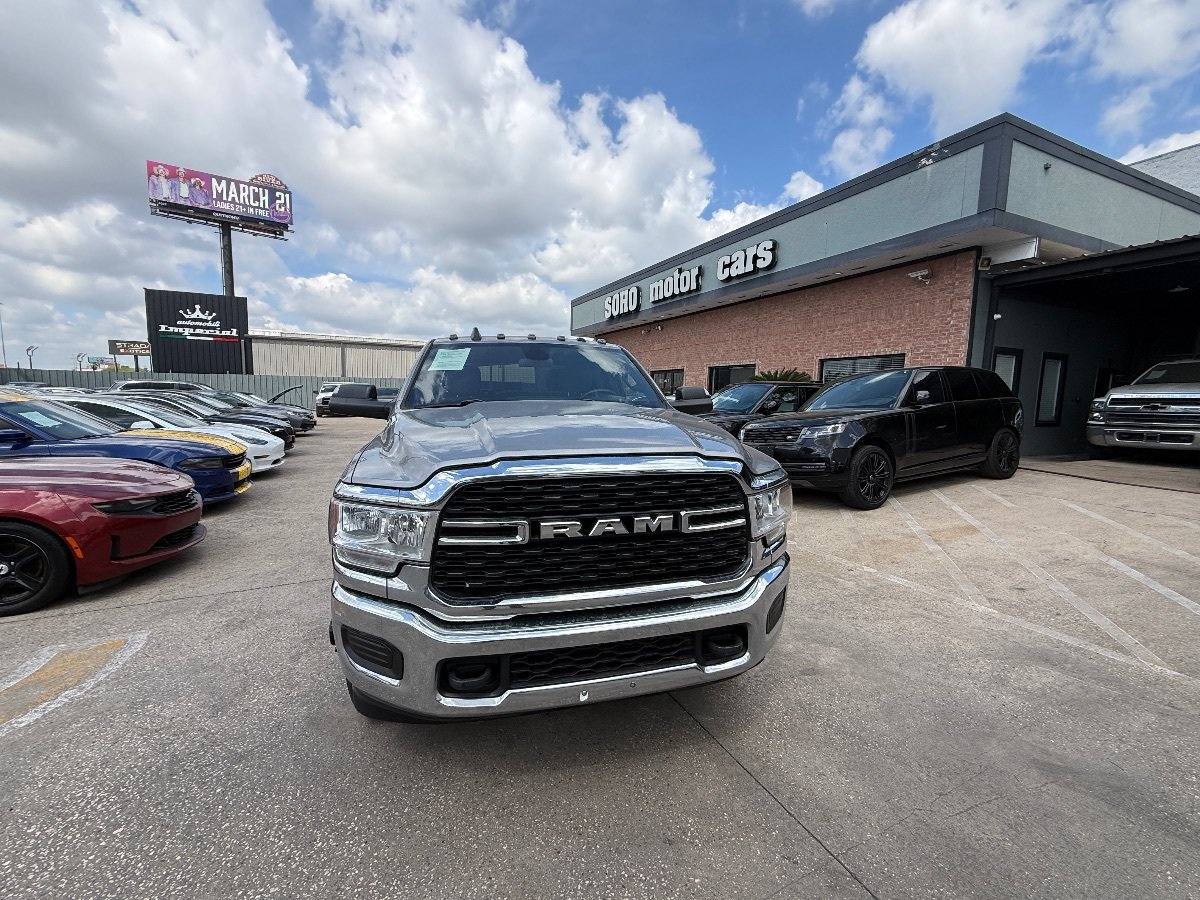 Used 2022 RAM 3500 Lone Star AWD/4WD image 9