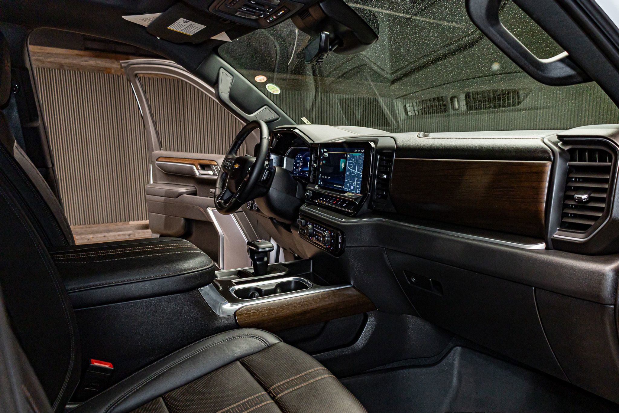 Used 2025 Chevrolet Silverado 1500 High Country w/ High Country Premium Package image 20