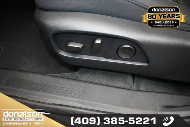New 2027 GMC Terrain Elevation w/ Elevation Premium Package FWD image 9