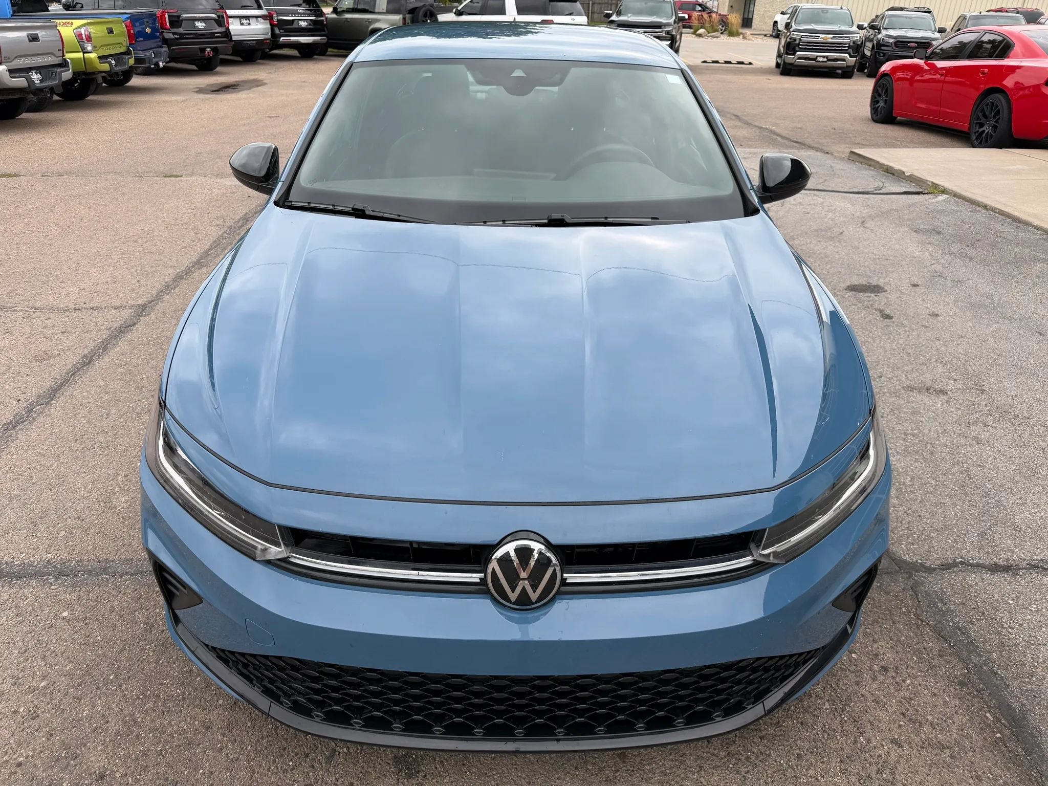 Used 2026 Volkswagen Jetta Sport FWD image 3