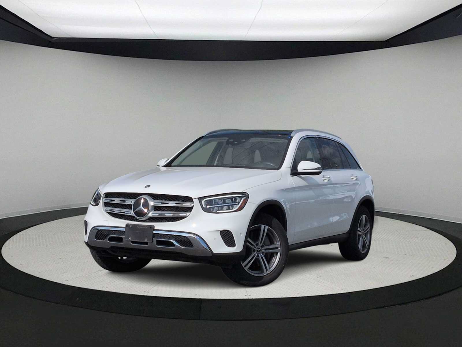 Used 2021 Mercedes-Benz GLC 300 4MATIC image 1