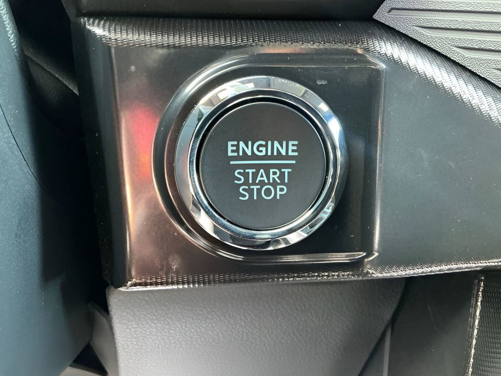 Used 2025 Ford F150 Raptor w/ Equipment Group 803A Raptor R image 39