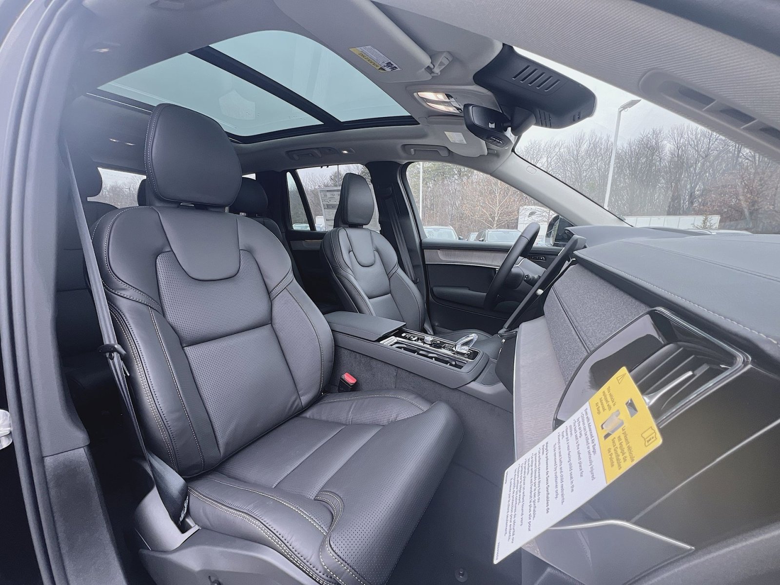 New 2026 Volvo XC90 T8 Ultra w/ Protection Package Premier image 28