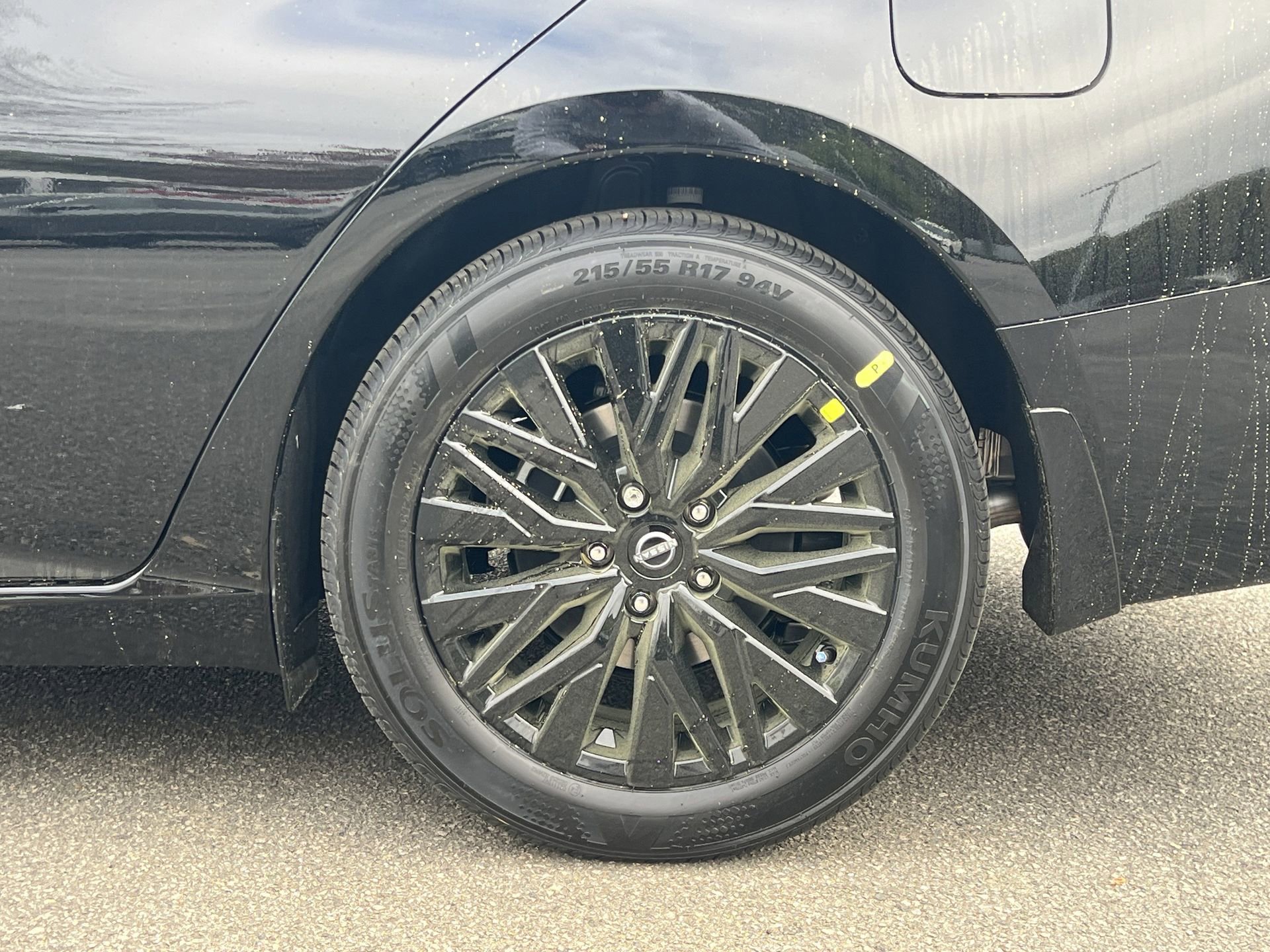 New 2026 Nissan Altima 2.5 SV image 28