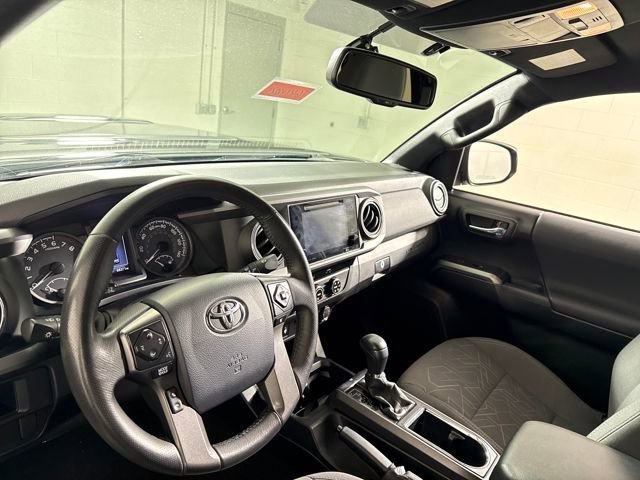 Used 2017 Toyota Tacoma TRD Sport w/ Tow Package (A/T) image 23