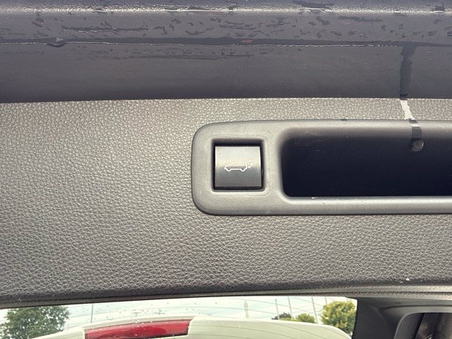 Used 2021 Toyota Highlander Platinum AWD/4WD image 41