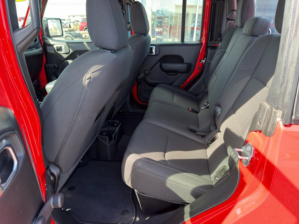 Used 2023 Jeep Gladiator Sport w/ Trailer Tow Package image 12