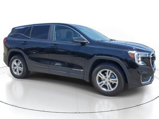 Used 2024 GMC Terrain SLE AWD/4WD image 2