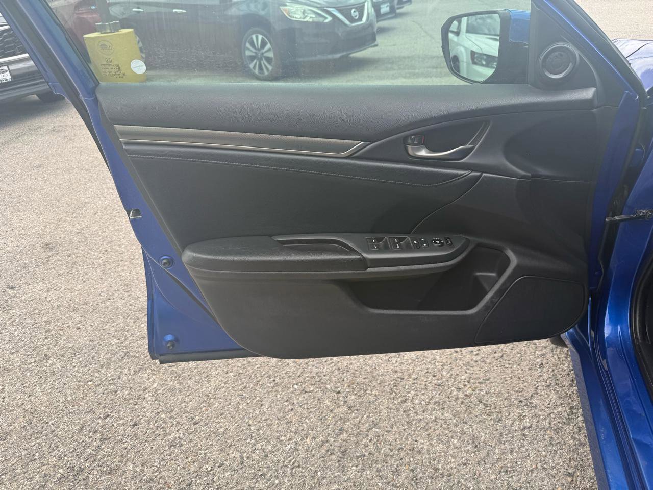 Used 2019 Honda Civic EX-L image 11