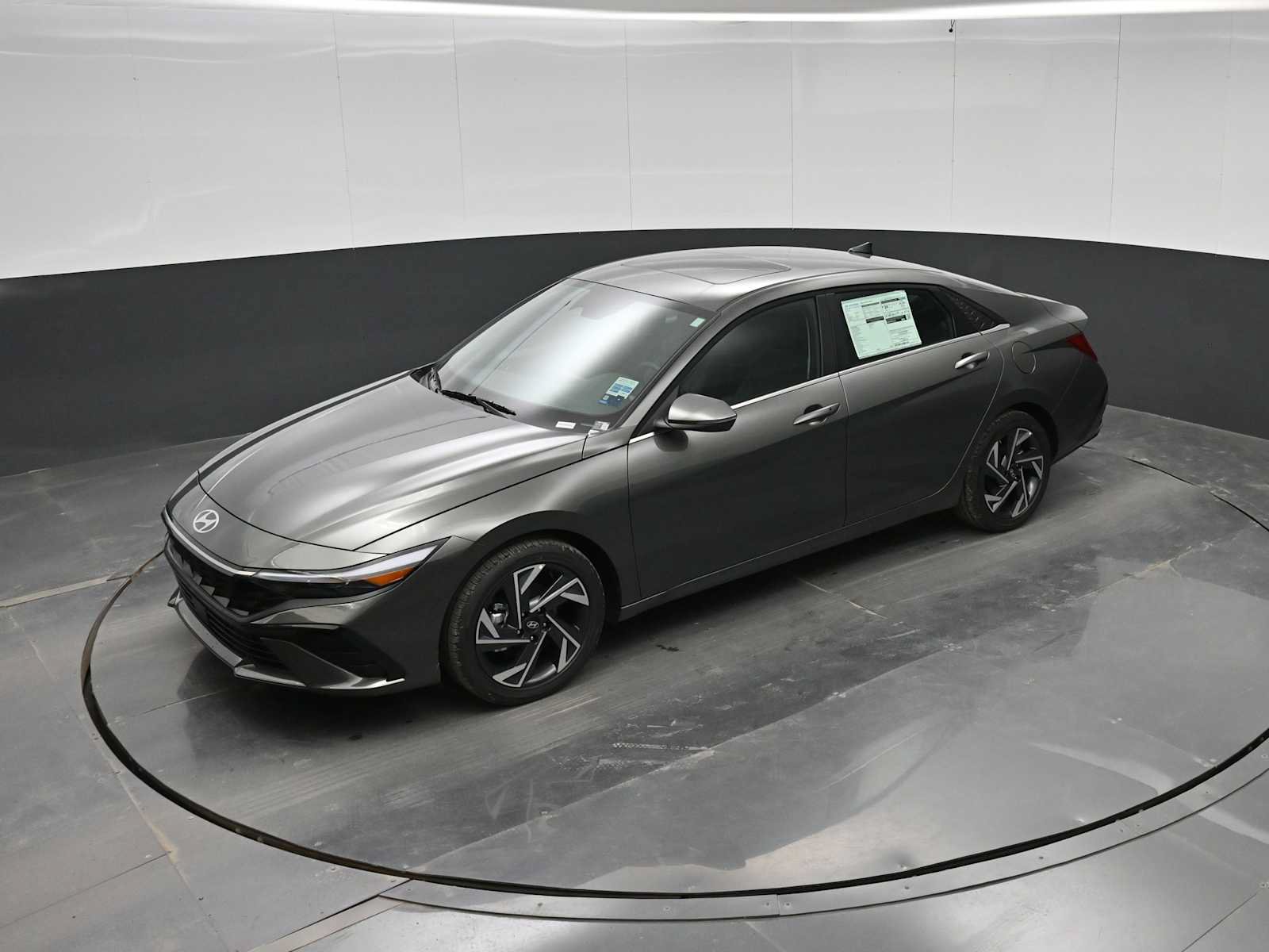New 2026 Hyundai Elantra Limited FWD image 31