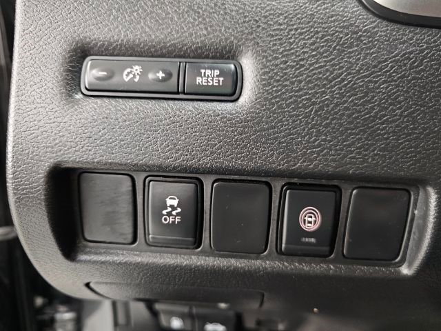 Used 2020 Nissan Murano S w/ Technology Package image 13