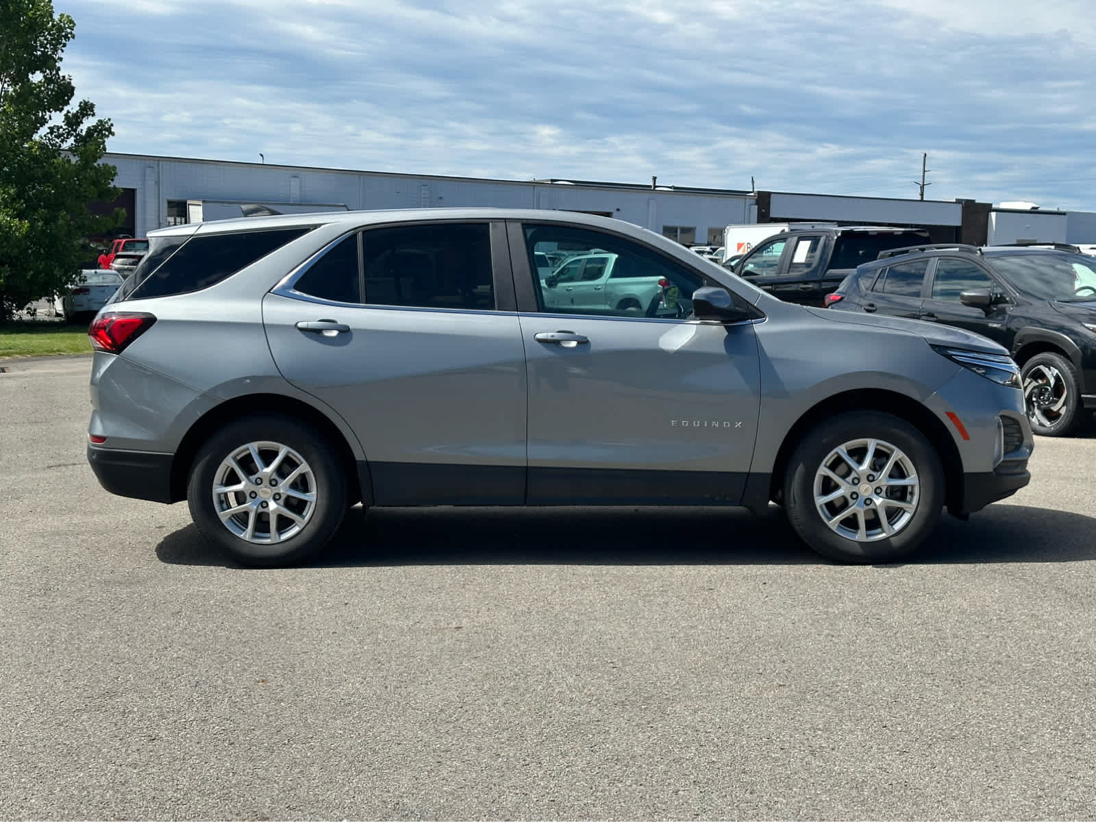 Used 2023 Chevrolet Equinox LT AWD/4WD image 8