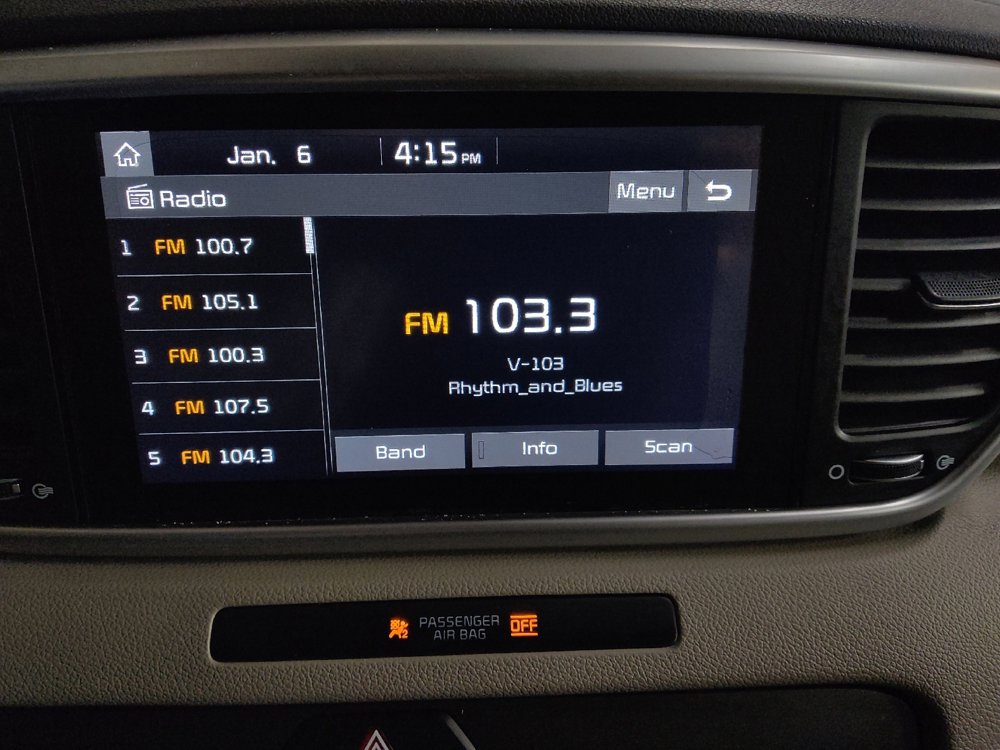 Used 2020 Kia Sportage LX image 25