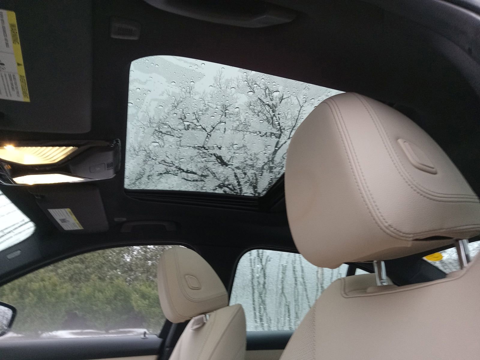 Used 2023 BMW 330i xDrive Sedan w/ Driving Assistance Package image 9