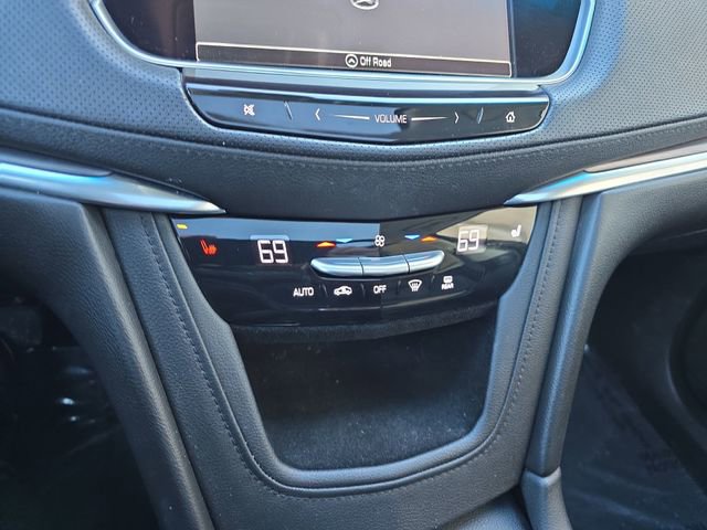 Used 2018 Cadillac XT5 Luxury w/ Driver Awareness Package image 27