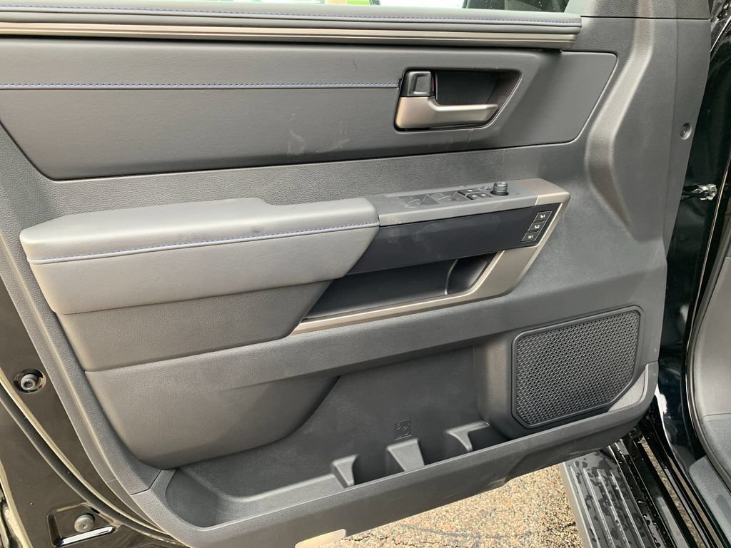 New 2026 Toyota Sequoia Platinum AWD/4WD image 11