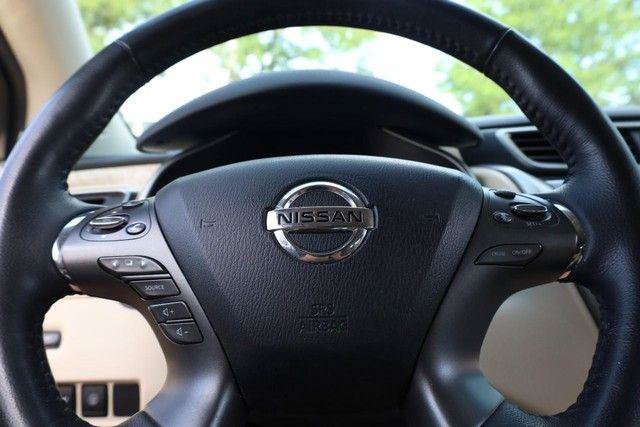 Used 2020 Nissan Murano SL w/ Moonroof Package FWD image 12