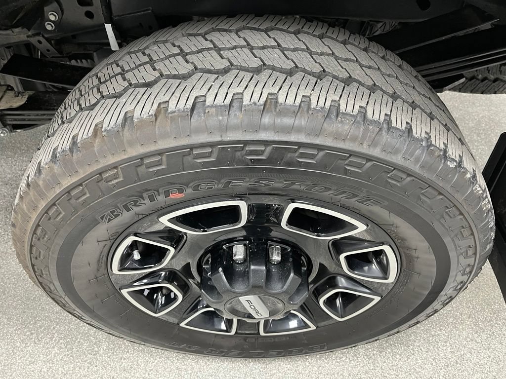 Used 2026 Ford F350 Platinum AWD/4WD image 16