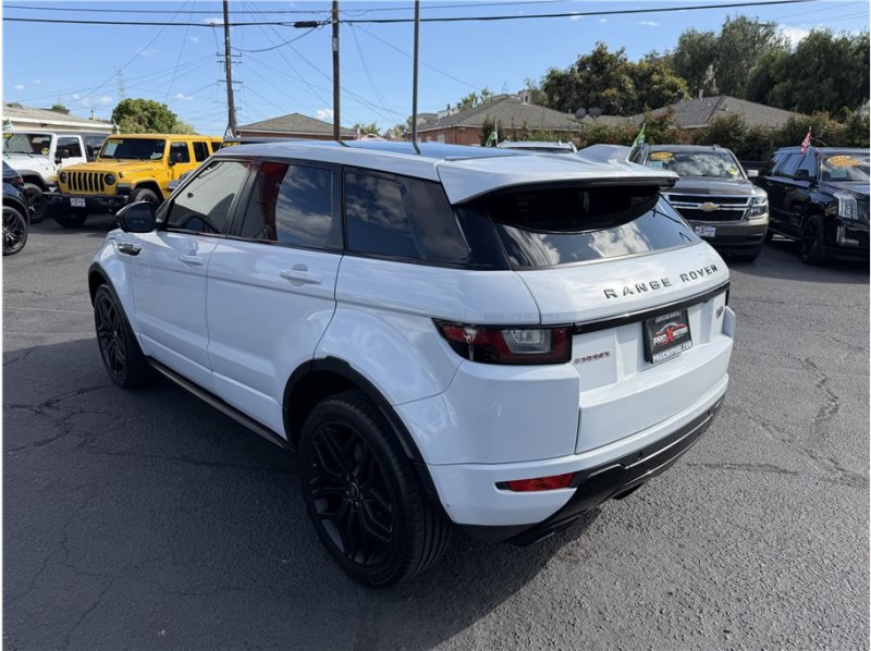Used 2017 Land Rover Range Rover Evoque HSE Dynamic AWD/4WD image 4