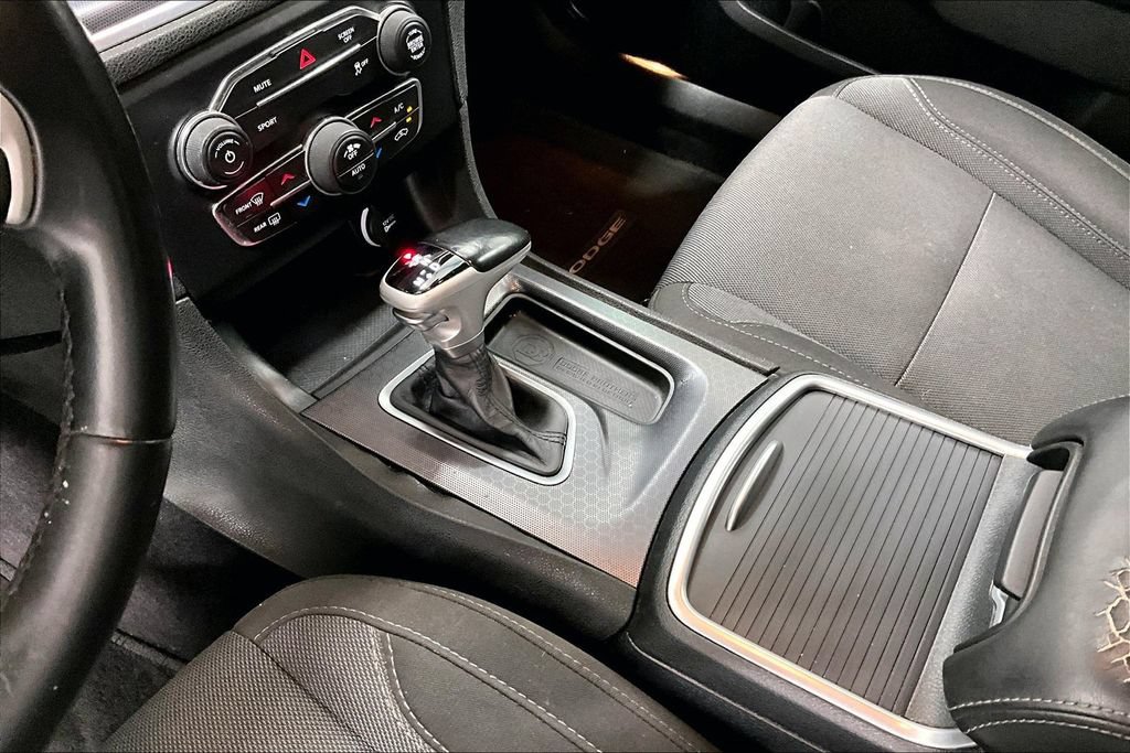 Used 2017 Dodge Charger R/T RWD image 17