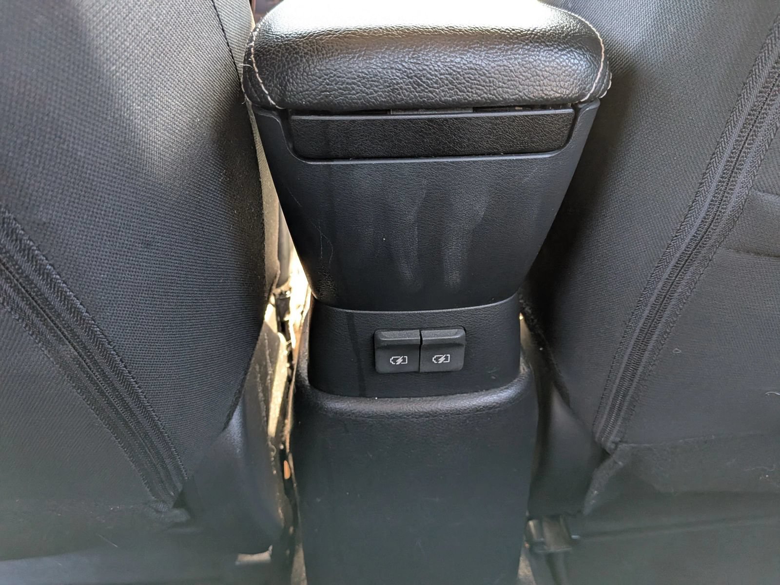 Used 2021 Nissan Versa SR w/ Convenience Package FWD image 37