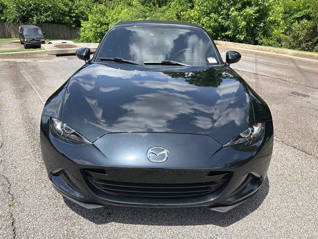 Used 2021 MAZDA MX-5 Miata Grand Touring RWD video 2