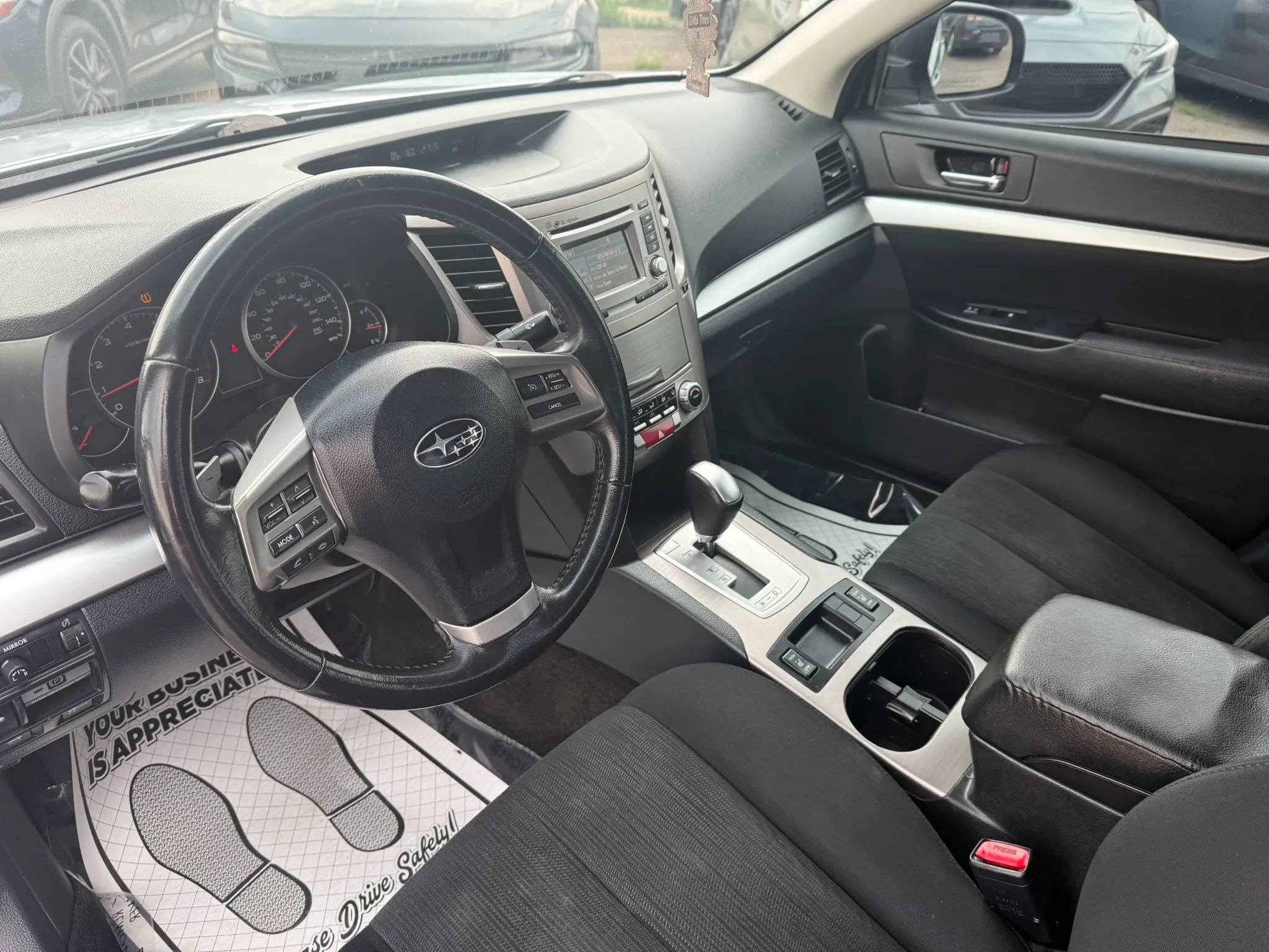 Used 2014 Subaru Legacy 2.5i Premium w/ Moonroof Package AWD/4WD image 11