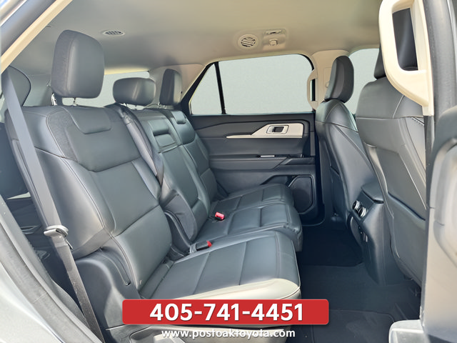 Used 2025 Ford Explorer Active w/ Active Comfort Package AWD/4WD image 21