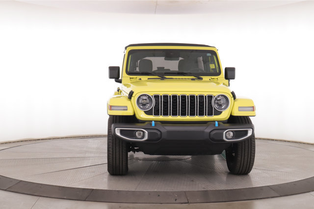 Used 2024 Jeep Wrangler Unlimited Sahara AWD/4WD image 12