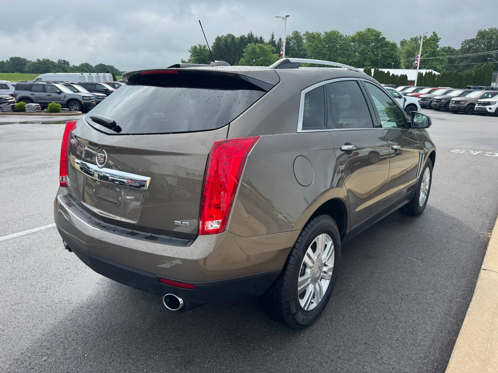 Used 2015 Cadillac SRX Luxury w/ Driver Awareness Package FWD image 8