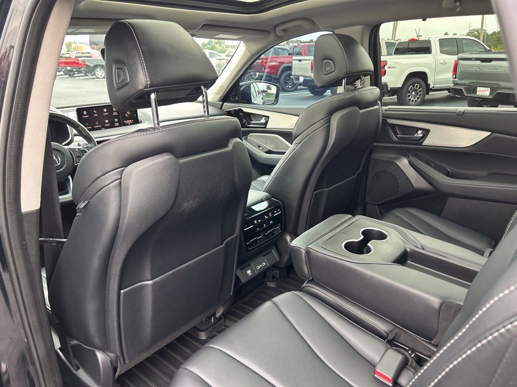 Used 2023 Acura MDX w/ Technology Package AWD/4WD image 39