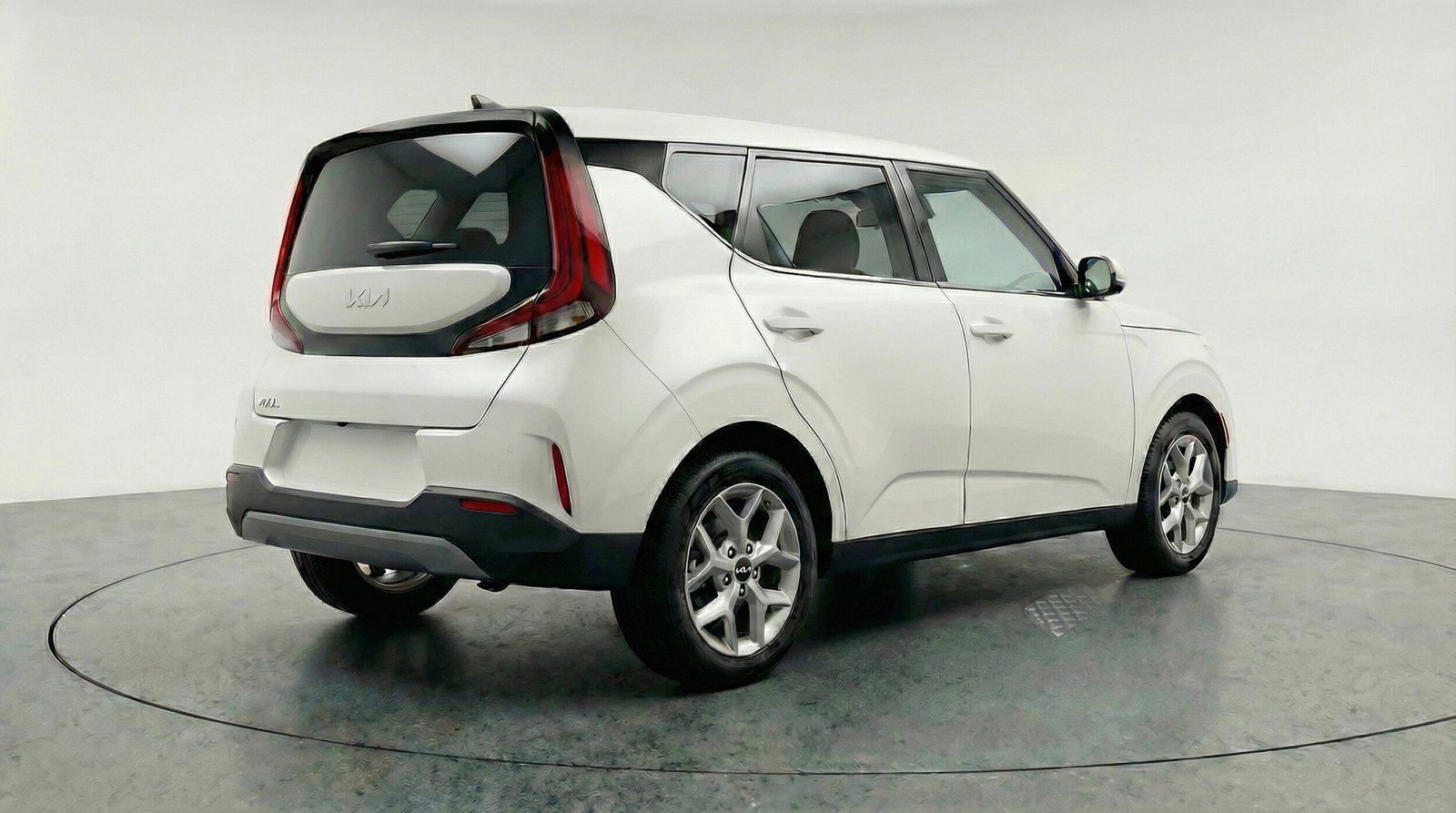Used 2025 Kia Soul LX w/ LX Technology Package image 7