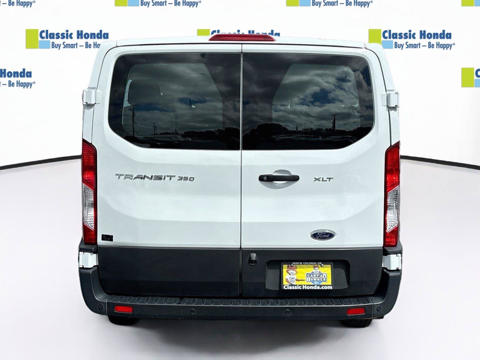 Used 2023 Ford Transit 350 XLT RWD image 7