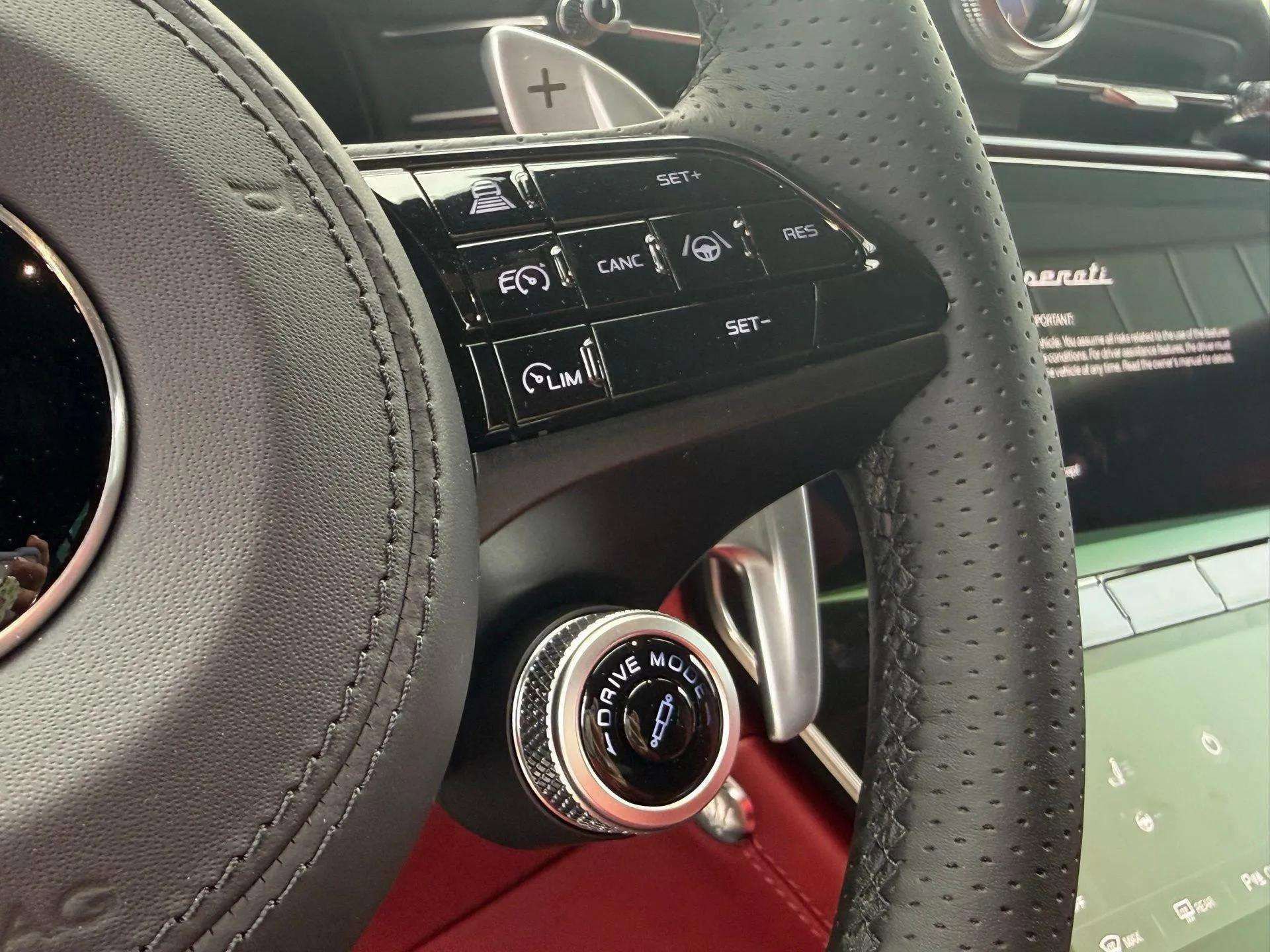 New 2026 Maserati Grecale Modena image 26