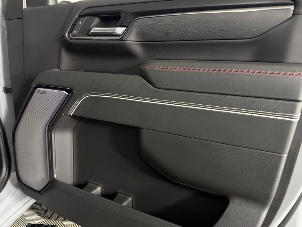 Used 2024 GMC Sierra 2500 AT4X image 34