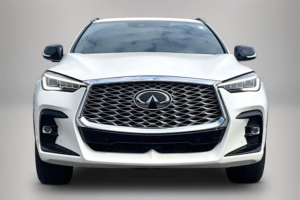 Used 2023 INFINITI QX55 Sensory w/ Lighting Package AWD/4WD image 3