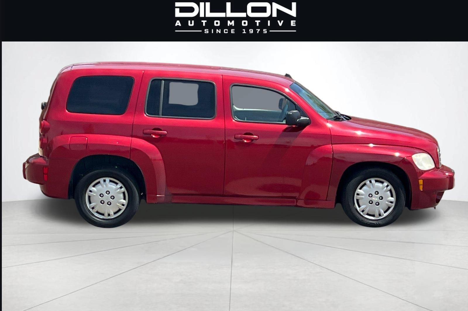 Used 2010 Chevrolet HHR LS FWD image 3