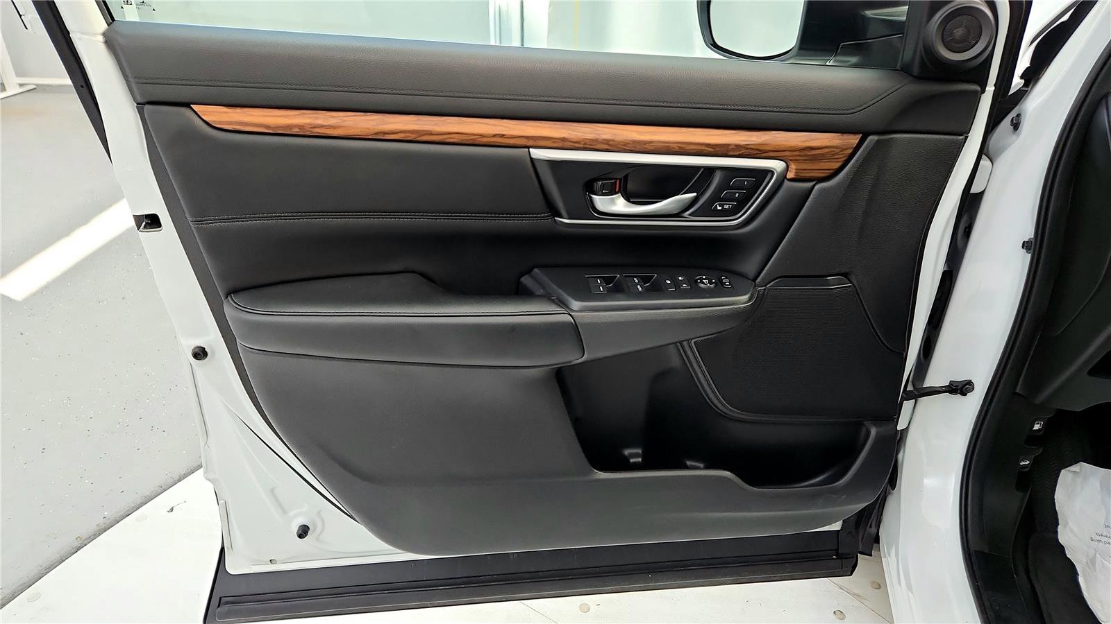 Used 2021 Honda CR-V EX-L image 22