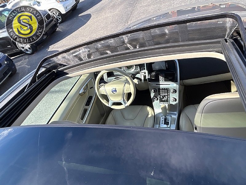 Used 2011 Volvo XC60 3.2 image 28