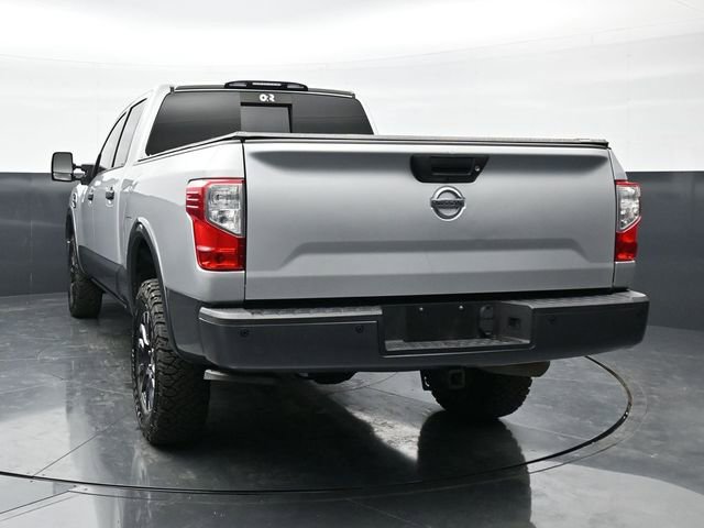 Used 2018 Nissan Titan PRO-4X w/ Pro-4x Convenience Package AWD/4WD image 6