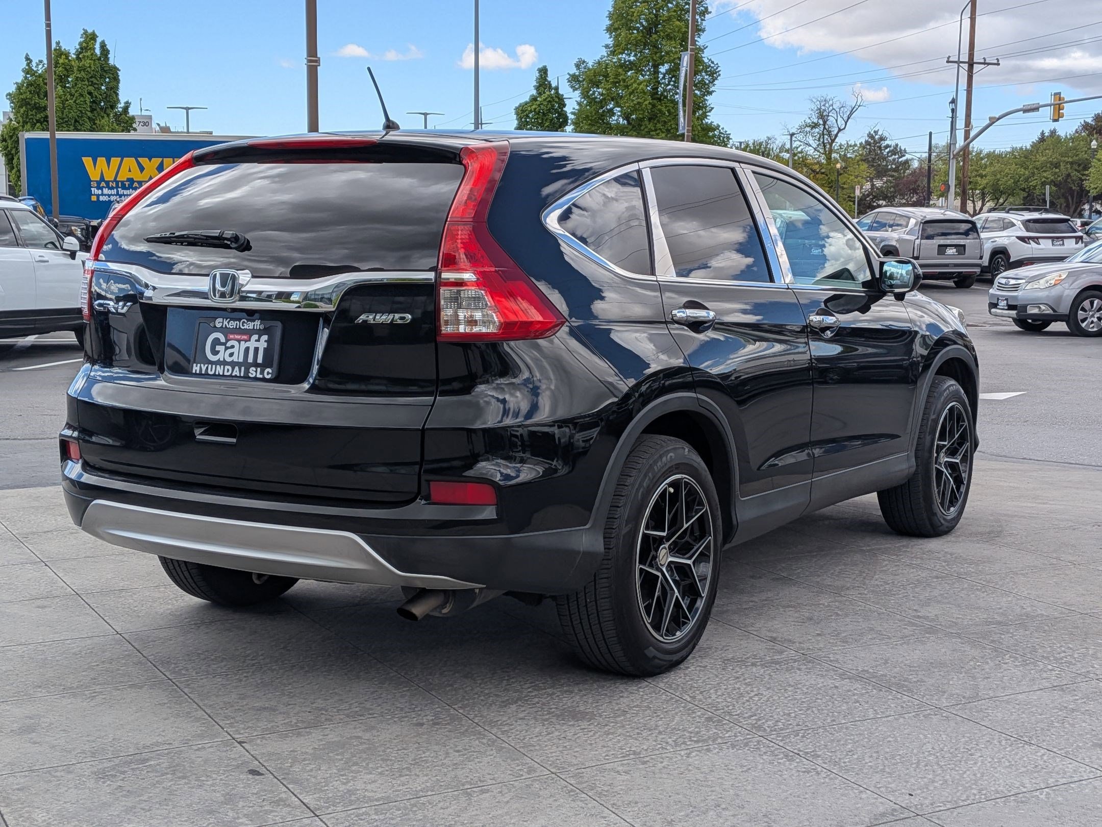 Used 2016 Honda CR-V EX image 3