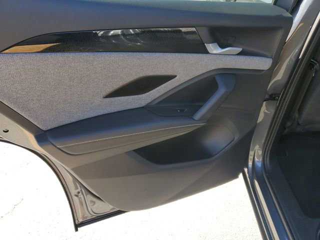 Certified 2025 Volkswagen Tiguan S image 9