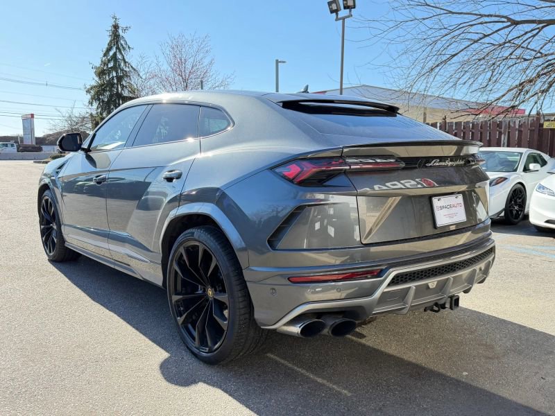 Used 2019 Lamborghini Urus image 7