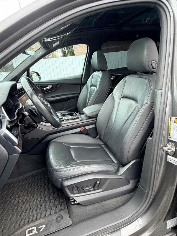 Used 2021 Audi Q7 3.0T Premium Plus w/ Premium Plus Package AWD/4WD image 21