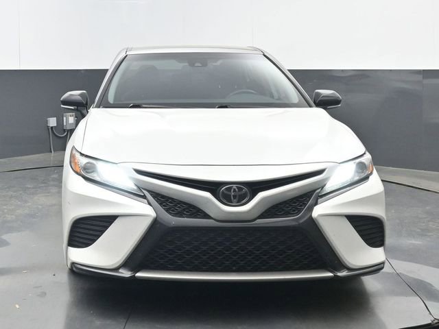 Used 2019 Toyota Camry XSE image 5