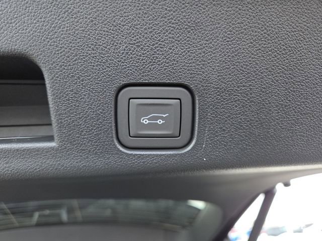 New 2026 GMC Acadia AT4 w/ Luxury Package image 18