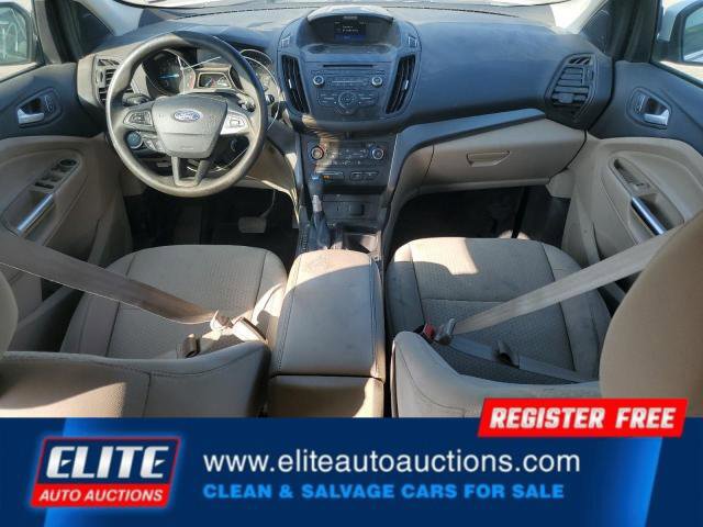Used 2017 Ford Escape SE image 16