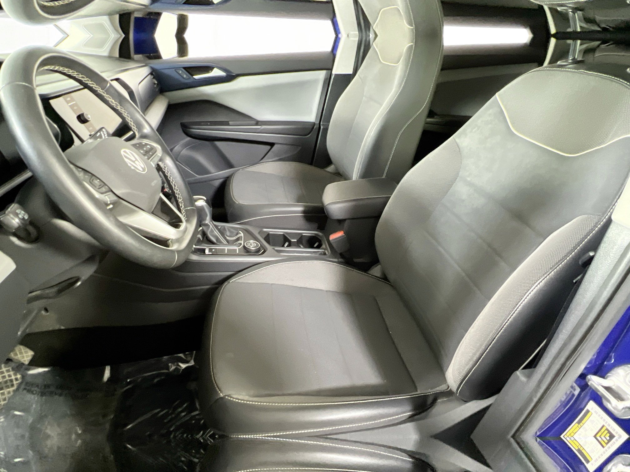 Used 2023 Volkswagen Taos SE image 20